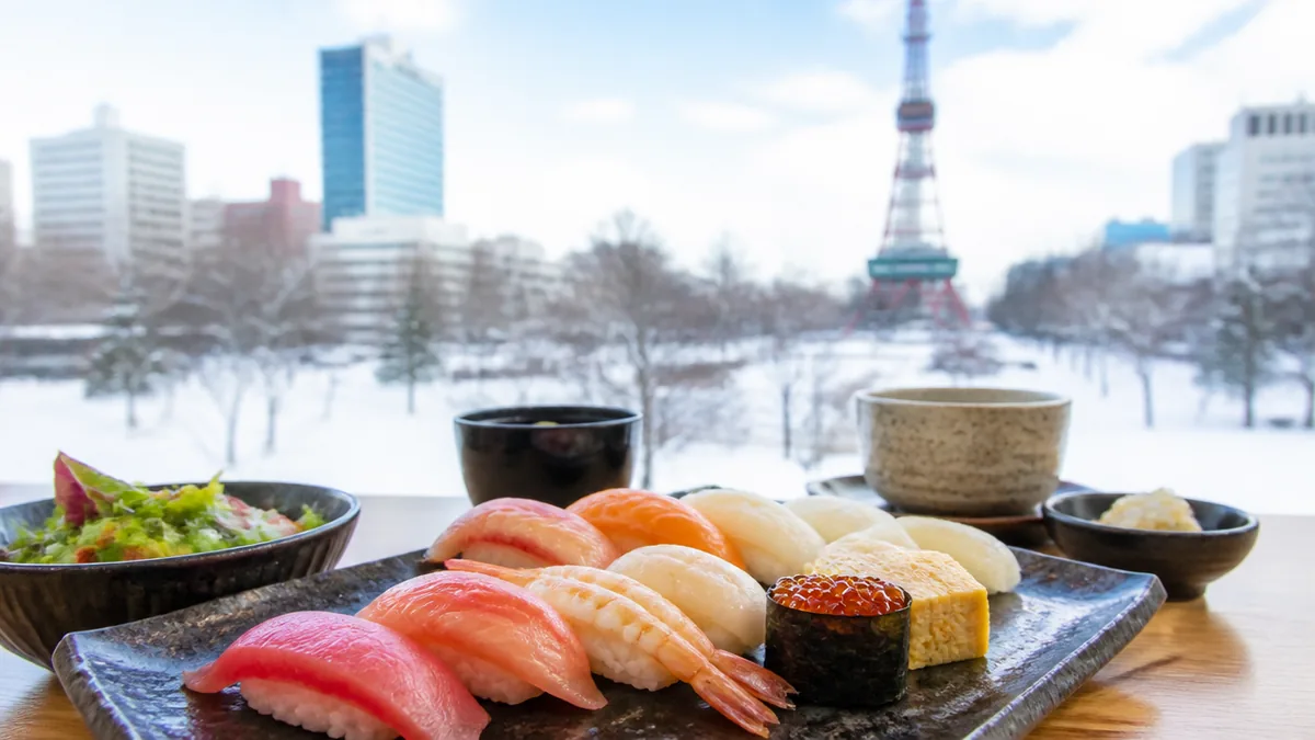 ランチは平日が狙い目|限定セットの中身と頼み方の解説画像